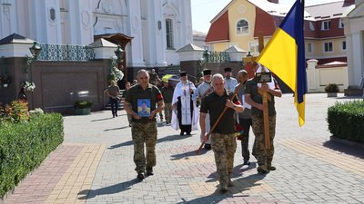 Прощання з 39-річний військовослужбовцем Володимиром Клименком