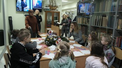 У Вінниці провели майстер-клас із виготовлення ляльки-мотанки для дітей-сиріт У Вінниці провели майстер-клас із виготовлення ляльки-мотанки для дітей-сиріт