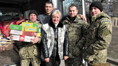 "Від кожної новини про вбитого військового у мене розривається серце" – кропивницька волонтерка "Від кожної новини про вбитого військового у мене розривається серце" – кропивницька волонтерка