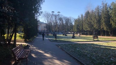 Алея кованих фігур у Рівному