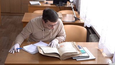 Один мільйон двісті тисяч справ: у черкаському архіві оцифровують документи