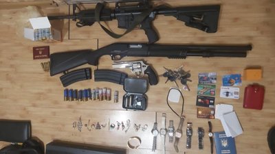 На Київщині затримали банду, яка катувала сім'ю бізнесмена