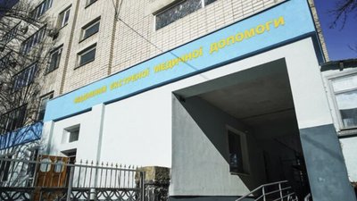 Щеплення, консультації, процедури: як херсонська лікарня працює в умовах воєнного стану