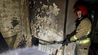 пожежа, смерть, загибель, горів дім, ДСНС, рятівники, рятувальники, чоловік