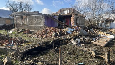 Як на Хмельниччині відновлюють будинки після російського обстрілу 20 вересня