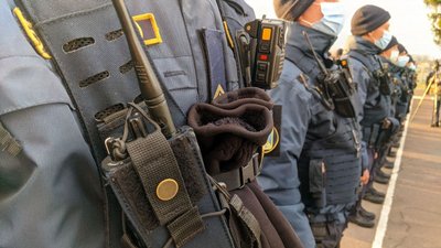 Бійці миколаївської частини Національної гвардії отримали нове обладнання Бійці миколаївської частини Національної гвардії отримали нове обладнання