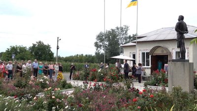 Цьогоріч без святкування: на Черкащині вшанували пам’ять богатиря Івана Піддубного