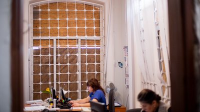 В таких умовах працюють співробітники Апеляційного суду в Чернігові В таких умовах працюють співробітники Апеляційного суду в Чернігові