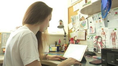 Школярка з Дніпра перемогла в конкурсі «Антитвір-2020» міжнародного фестивалю «Книжковий Арсенал»