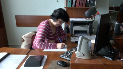 "Швидко, важко, але цікаво": як писали радіодиктант працівники ліцею на Волині "Швидко, важко, але цікаво": як писали радіодиктант працівники ліцею на Волині