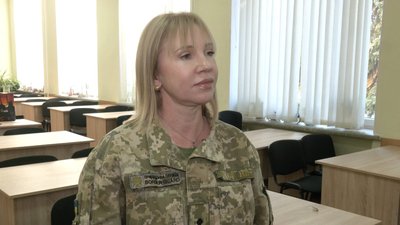 Студенти разом із прикордонниками писали радіодиктант національної єдності у Луцьку писали Студенти разом із прикордонниками писали радіодиктант національної єдності у Луцьку писали