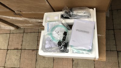 98 кисневих концентраторів завезли в Ужгородську міську клінічну лікарню 98 кисневих концентраторів завезли в Ужгородську міську клінічну лікарню
