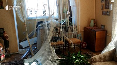 Зруйновані фасади, покрівлі й вибиті вікна: наслідки руйнувань у громаді на Вінниччині Зруйновані фасади, покрівлі й вибиті вікна: наслідки руйнувань у громаді на Вінниччині