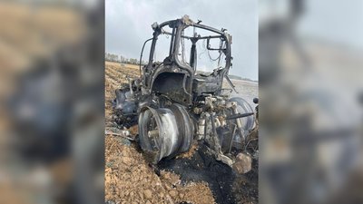 На полі у селі Машеве внаслідок вибуху згорів трактор