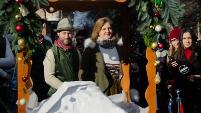 В Одесі встановили рекорд України з найбільшого різдвяного штолену В Одесі встановили рекорд України з найбільшого різдвяного штолену