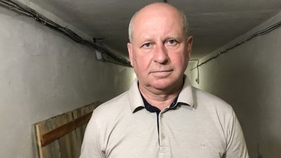 У Романові на Житомирщині урочистості до Дня Конституції провели у бомбосховищі У Романові на Житомирщині урочистості до Дня Конституції провели у бомбосховищі