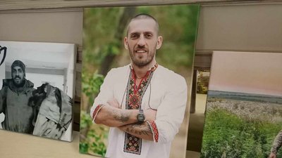 "Хочу, щоб люди знали, хто такий легендарний боєць Олексій Янін": у Хмельницькому відбувся вечір пам’яті азовця "Хочу, щоб люди знали, хто такий легендарний боєць Олексій Янін": у Хмельницькому відбувся вечір пам’яті азовця