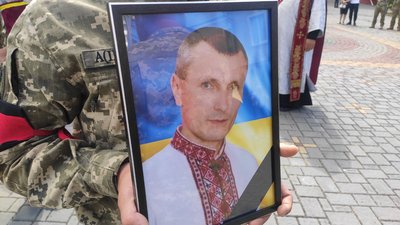 У Луцьку попрощалися з військовим медиком Михайлом Дарчичем