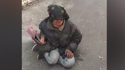 Сусідство з безхатькою: працівники рівненської аптеки нарікають на антисанітарію поряд із закладом Сусідство з безхатькою: працівники рівненської аптеки нарікають на антисанітарію поряд із закладом