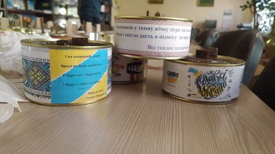 До Сум з Литви благодійники передали 22 тонни парафіну для окопних свічок До Сум з Литви благодійники передали 22 тонни парафіну для окопних свічок