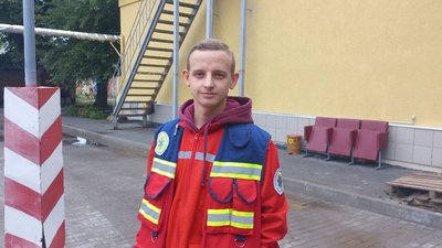 Супроводжували бригаду наведеним дулом російського танку. Спогади медиків, які допомагали людям в окупації Супроводжували бригаду наведеним дулом російського танку. Спогади медиків, які допомагали людям в окупації