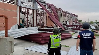 Росіяни двома ракетами поцілили в цивільне підприємство у передмісті Чугуєва