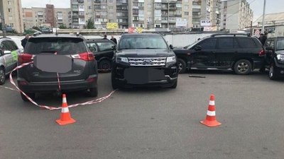 На автостанції у Луцьку нетверезий водій пошкодив сім автомобілів