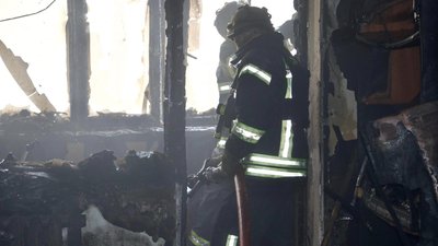 У квартирі херсонської багатоповерхівки виникла пожежа через необережність під час експлуатації електроприладів У квартирі херсонської багатоповерхівки виникла пожежа через необережність під час експлуатації електроприладів