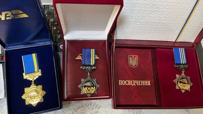 Намагалися дістати зброю: як сумські залізничники ловили російський БТР Намагалися дістати зброю: як сумські залізничники ловили російський БТР