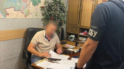 На Сумщині керівників ТОВ підозрюють у привласненні бюджетних коштів під час реконструкції школи На Сумщині керівників ТОВ підозрюють у привласненні бюджетних коштів під час реконструкції школи