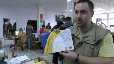 Розмальовки з краєвидами Черкас отримають близько тисячі дітей-переселенців Розмальовки з краєвидами Черкас отримають близько тисячі дітей-переселенців