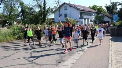 Діти з Німеччини зібрали гроші для сумських дітей Діти з Німеччини зібрали гроші для сумських дітей