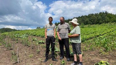 Люди на городі Люди на городі