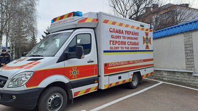 У Кропивницькому замість дитмайданчика хочуть побудувати гараж. Що кажуть мешканці У Кропивницькому замість дитмайданчика хочуть побудувати гараж. Що кажуть мешканці