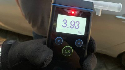 Рівень алкоголю перевищений в 19 разів. У Чернівцях п'яний водій спричинив аварію Рівень алкоголю перевищений в 19 разів. У Чернівцях п'яний водій спричинив аварію