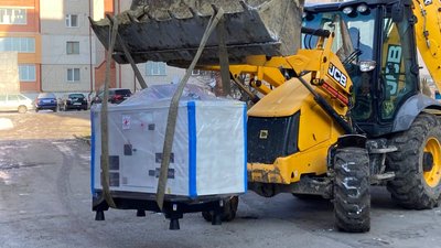 На Тернопільщині Червоний Хрест передав генератори переселенцям На Тернопільщині Червоний Хрест передав генератори переселенцям