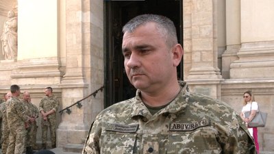 Олександр Тарасенко Олександр Тарасенко