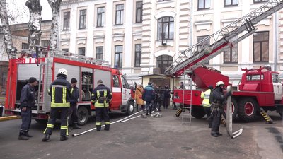 Навчальна тривога: у харківській школі для незрячих евакуювали 130 дітей
