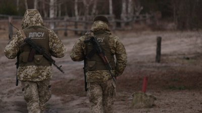 За кількасот метрів – Білорусь: як живе прикордонне село на півночі Рівненщини За кількасот метрів – Білорусь: як живе прикордонне село на півночі Рівненщини
