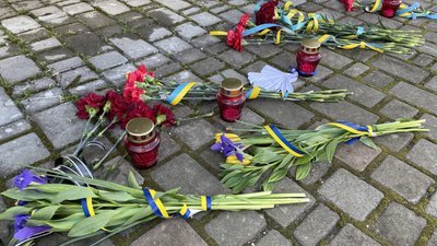 У Херсоні вшанували Героїв Небесної Сотні У Херсоні вшанували Героїв Небесної Сотні