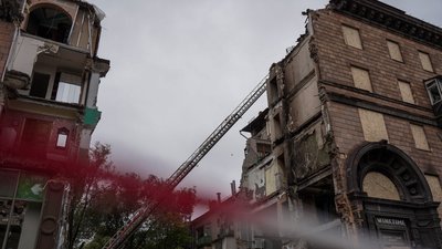 "Раніше всі тікали у Запоріжжя, а тепер — біжать звідси": як виживає прифронтове місто. СУСПІЛЬНЕ | ВІДЕОНОВИНИ