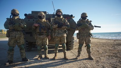 В Одесі відбулися навчання: вулицями міста проїхала військова техніка В Одесі відбулися навчання: вулицями міста проїхала військова техніка