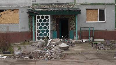 "Додому хочеться. Але… Вже немає куди": сповідь про такі близькі та недосяжні водночас Гуляйполе та Степногірськ "Додому хочеться. Але… Вже немає куди": сповідь про такі близькі та недосяжні водночас Гуляйполе та Степногірськ