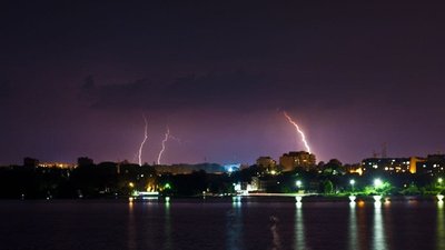 Тернополянка понад 10 років фотографує блискавки Тернополянка понад 10 років фотографує блискавки