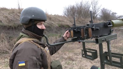 "Старенький, але ефективний": як збивають "шахеди" над Хмельниччиною мобільно-вогневі групи ППО "Старенький, але ефективний": як збивають "шахеди" над Хмельниччиною мобільно-вогневі групи ППО