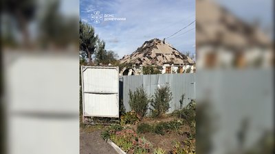 У Краматорську рятувальники деблокували людину з-під завалів після авіаудару РФ