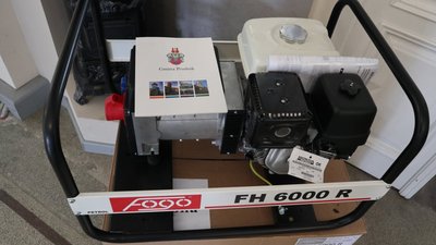 Прикарпатці з Польщі отримали гуманітарну допомогу, щоб долати наслідки негоди Прикарпатці з Польщі отримали гуманітарну допомогу, щоб долати наслідки негоди