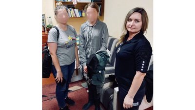 На Франківщині поліцейські розшукали 15-річну дівчину, яка після сварки з матір’ю пішла з дому
