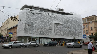 На площі Петрушевича у Львові планують побудувати багаторівневий паркінг