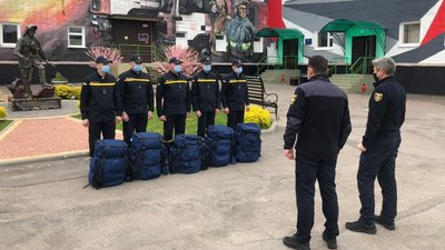 Третя ротація: рівненські піротехніки ДСНС поїхали розміновувати Донбас